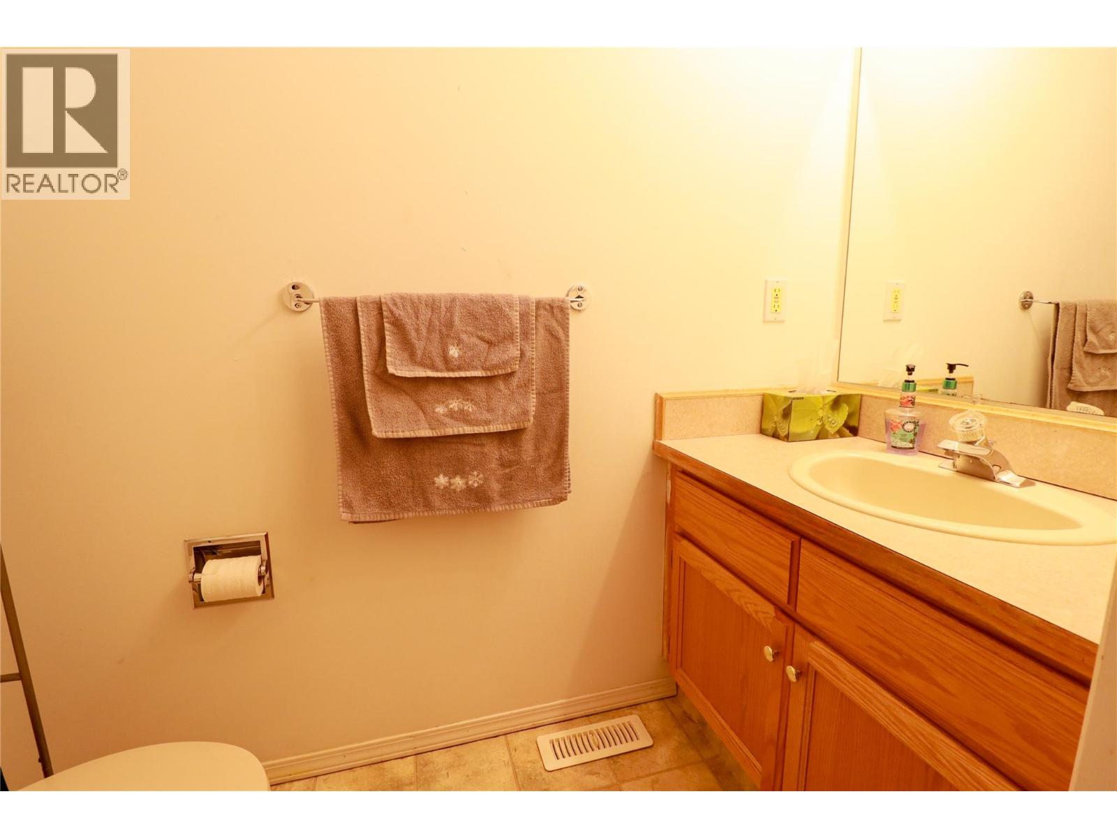 597 MUNICIPAL Avenue Unit# 101, Penticton