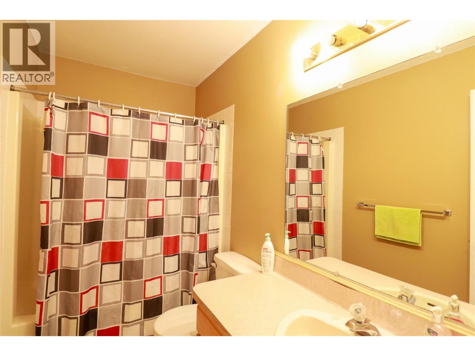 597 MUNICIPAL Avenue Unit# 101, Penticton