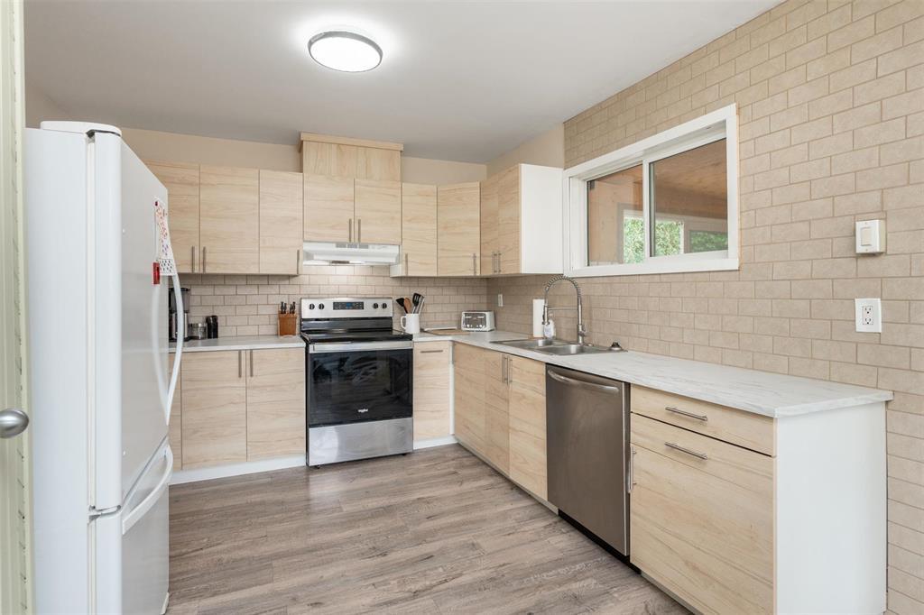 Photo 26 of 472 Speers Road, Winnipeg MB