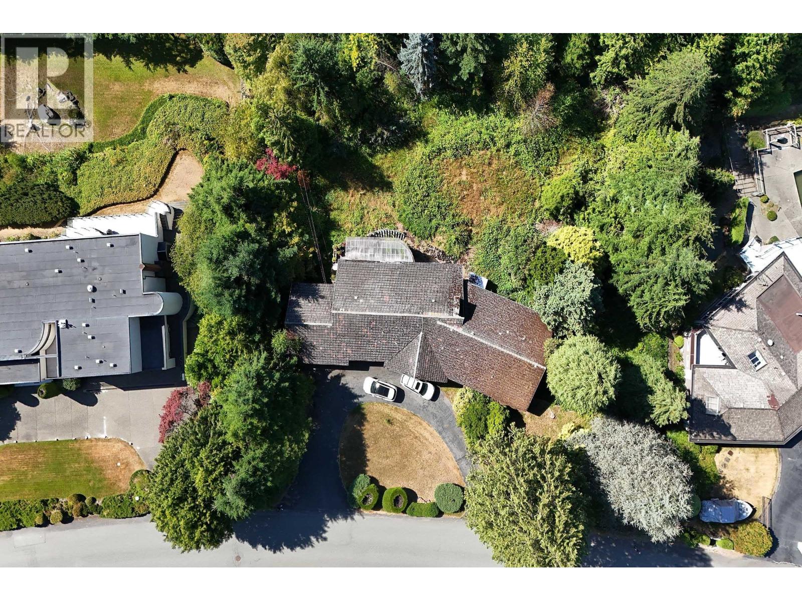 1084 GROVELAND ROAD, West Vancouver