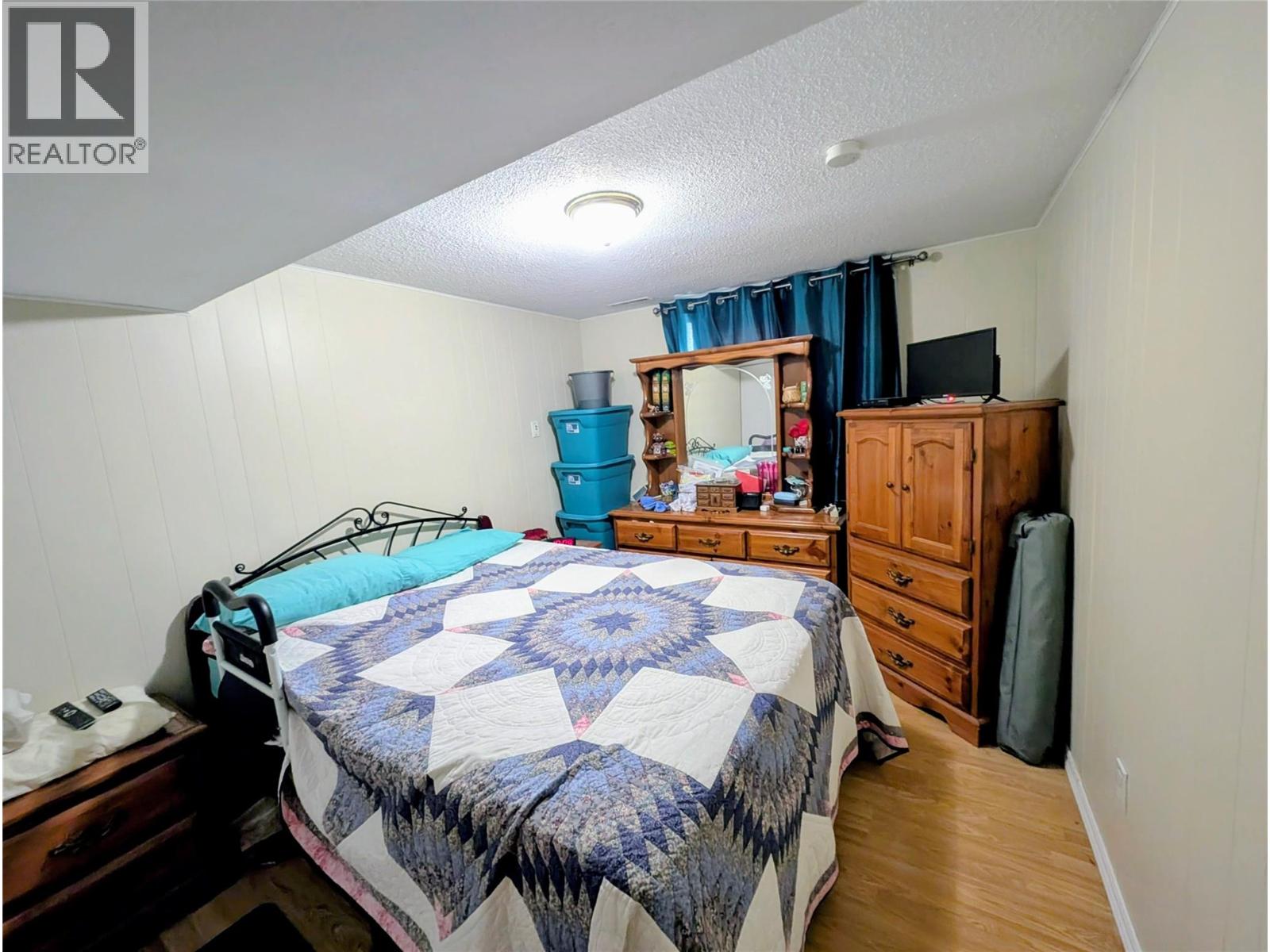 2551 Jackson Avenue, Merritt