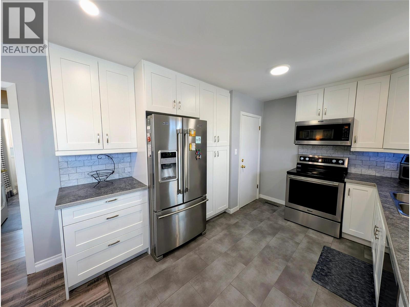 2551 Jackson Avenue, Merritt