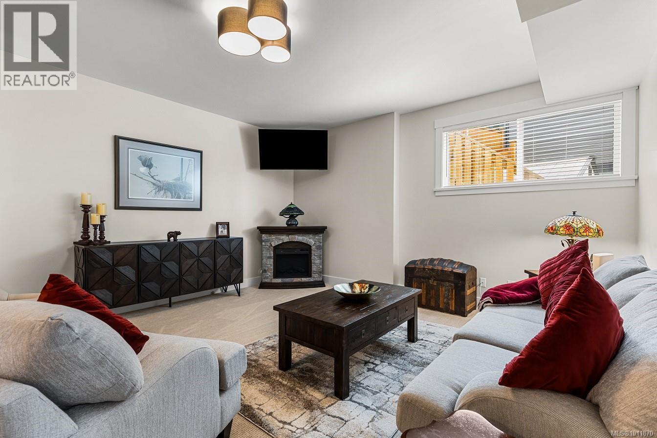 364 Tideline Lane, Colwood