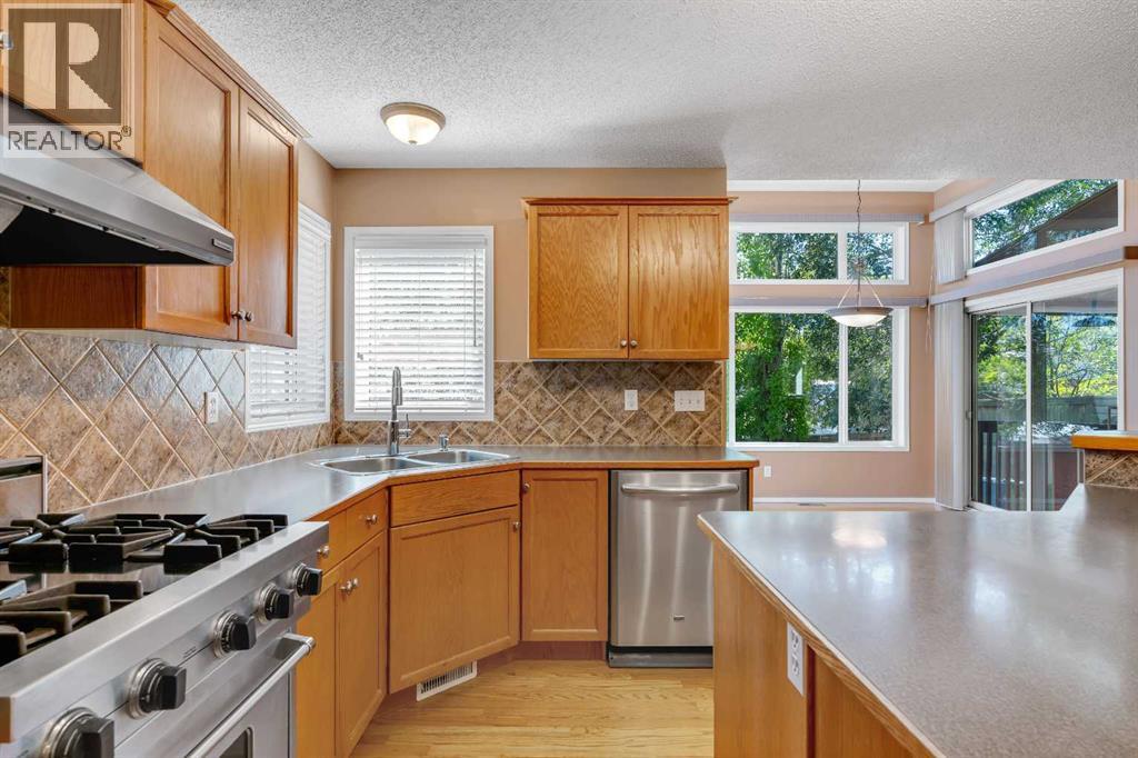 Single Family House for Sale in  Harvest Oak View NE Harvest Hills Calgary 