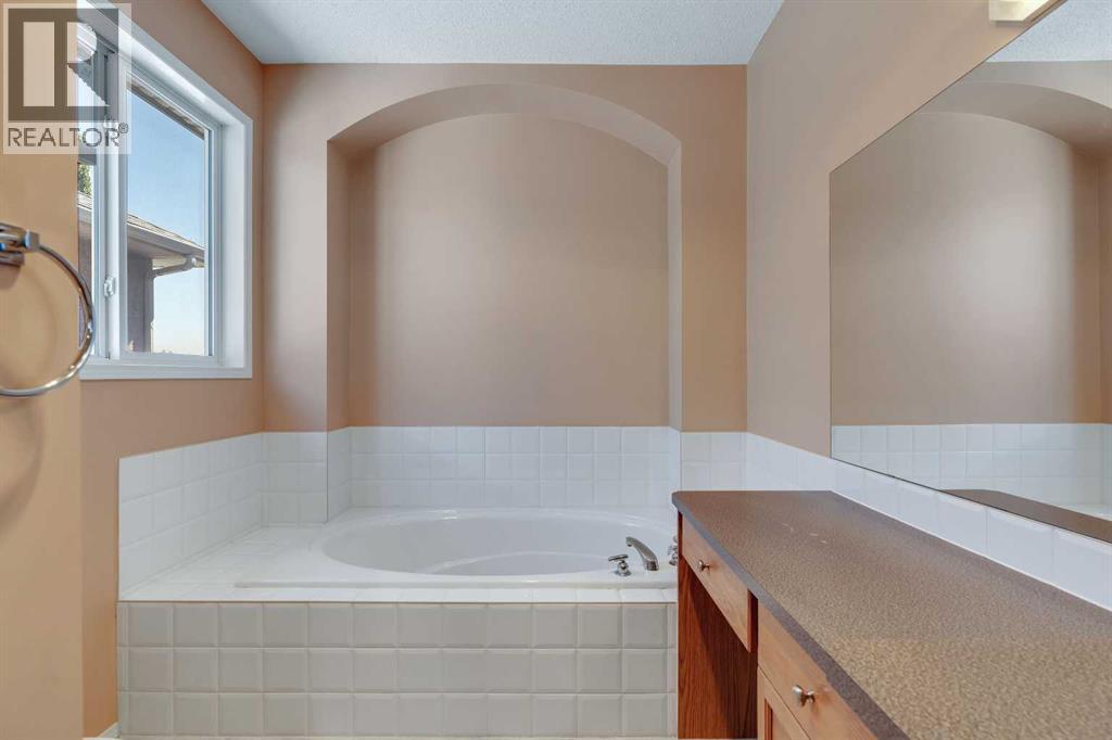 Single Family House for Sale in  Harvest Oak View NE Harvest Hills Calgary 