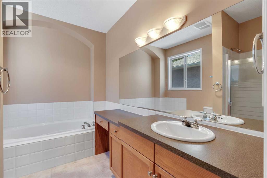 Single Family House for Sale in  Harvest Oak View NE Harvest Hills Calgary 