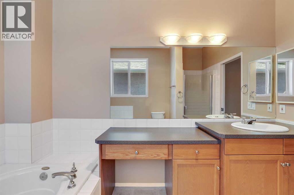 Single Family House for Sale in  Harvest Oak View NE Harvest Hills Calgary 