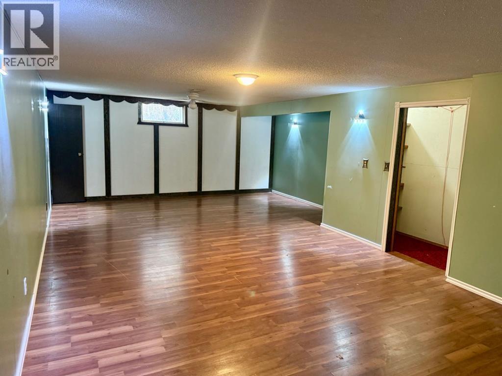 9917 103 Avenue, Plamondon