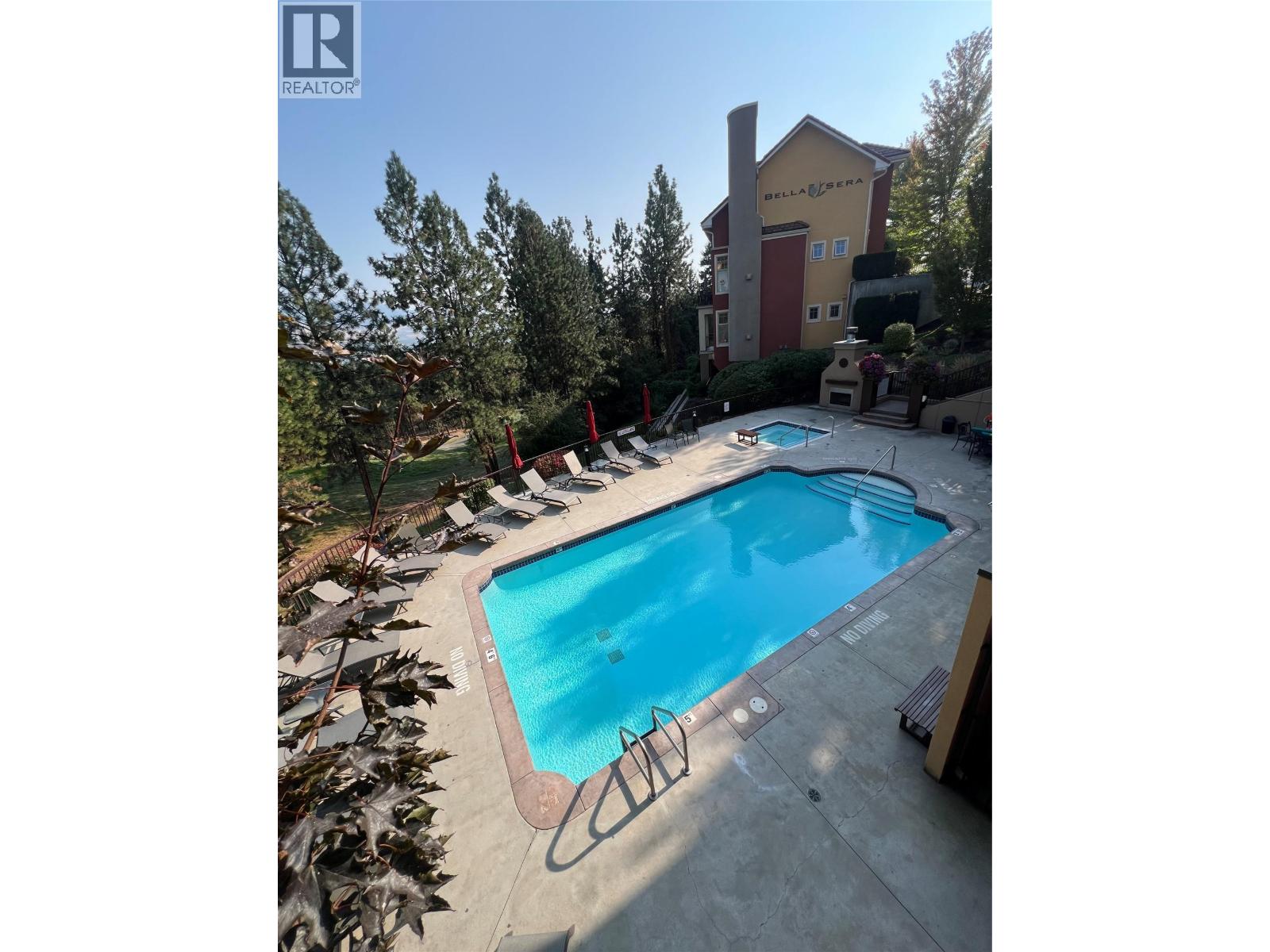 229 1795 Country Club Drive, Kelowna