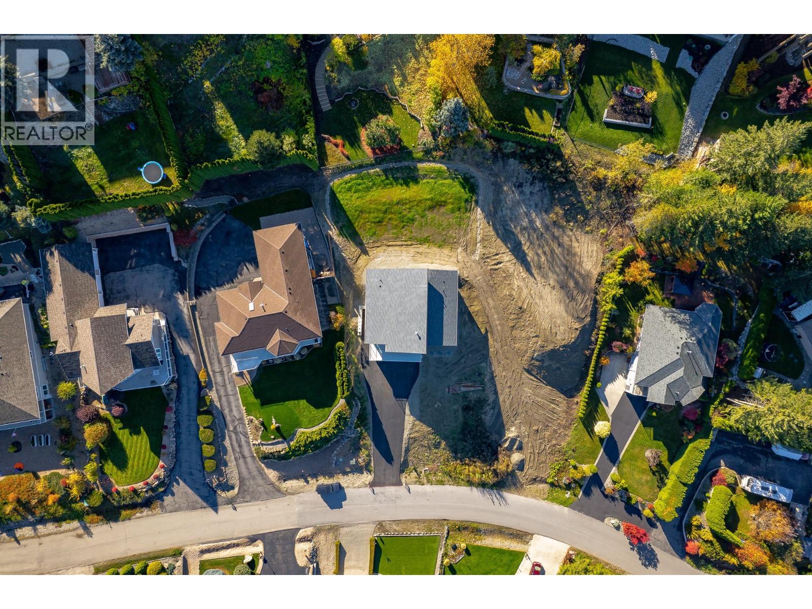  2594 Grand View Place, Blind Bay