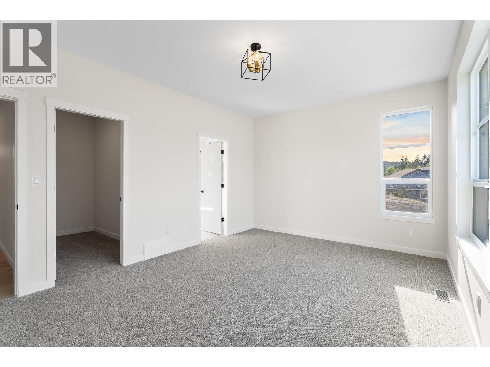  2594 Grand View Place, Blind Bay