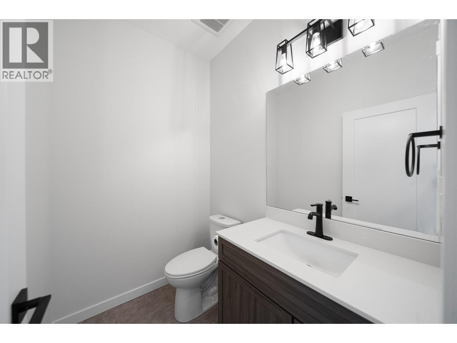  2594 Grand View Place, Blind Bay