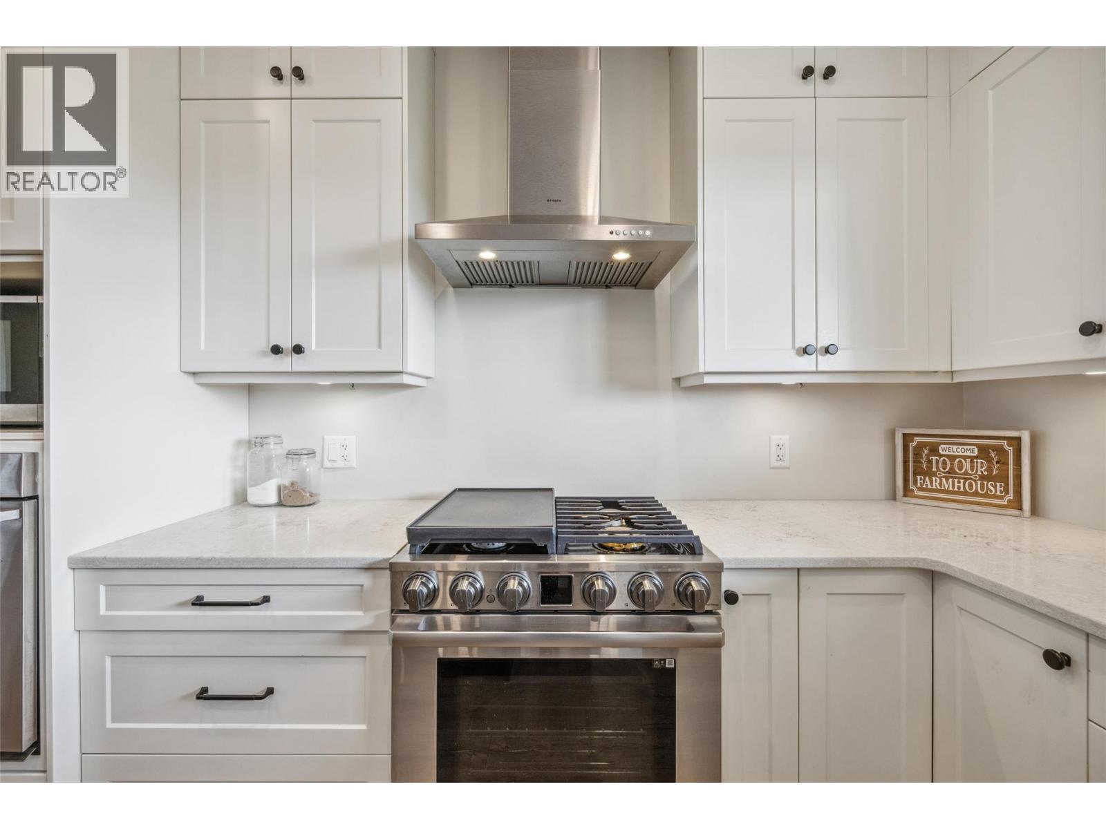  2411 Harding Road, Spallumcheen