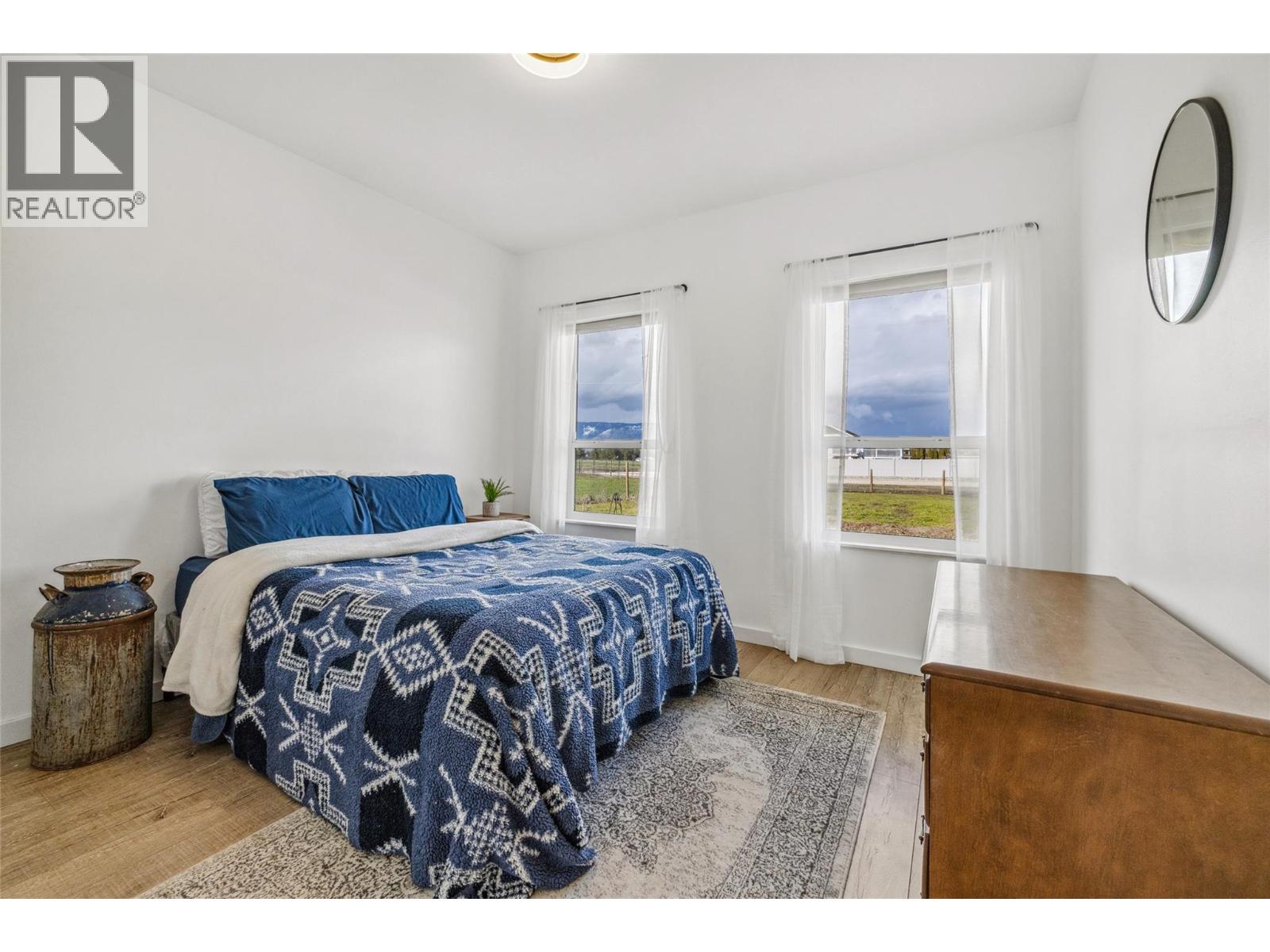  2411 Harding Road, Spallumcheen