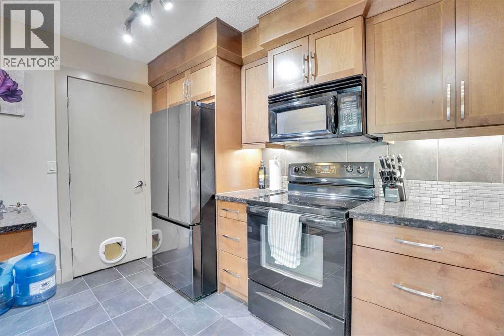 Single Family House for Sale in    Avenue SW Sunalta Calgary 