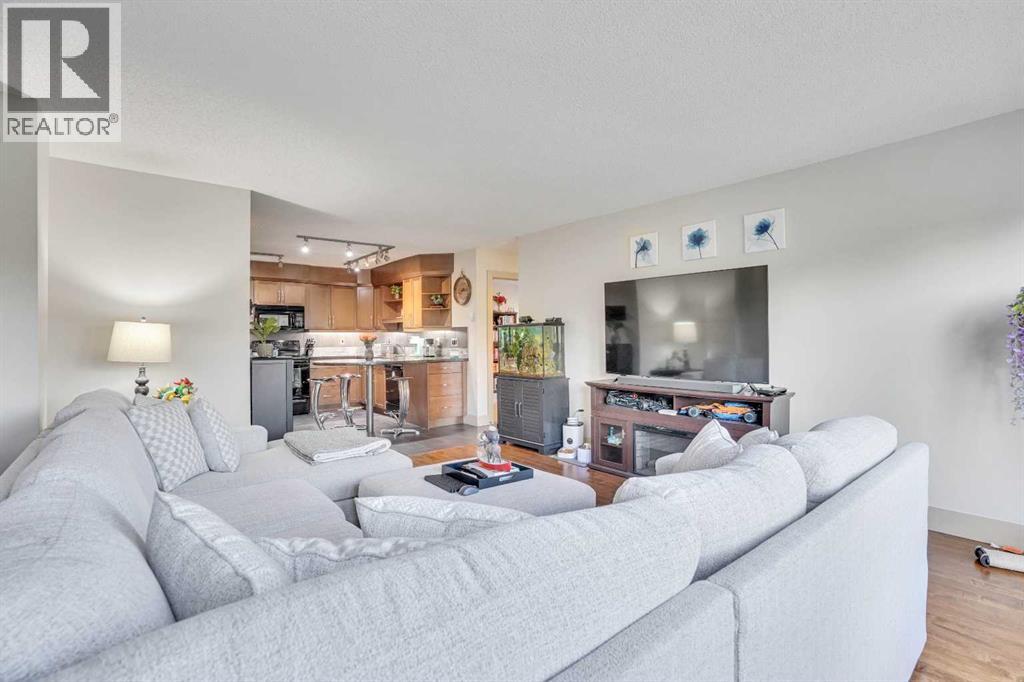 Single Family House for Sale in    Avenue SW Sunalta Calgary 