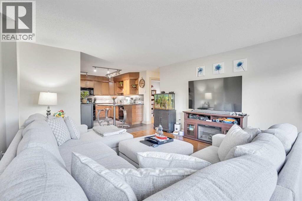Single Family House for Sale in    Avenue SW Sunalta Calgary 