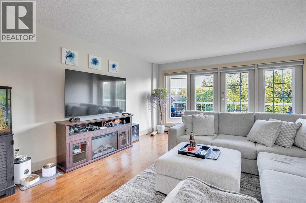 Single Family House for Sale in    Avenue SW Sunalta Calgary 
