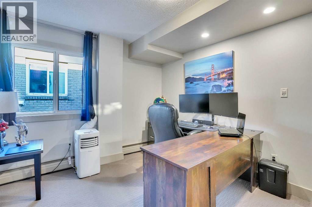 Single Family House for Sale in    Avenue SW Sunalta Calgary 