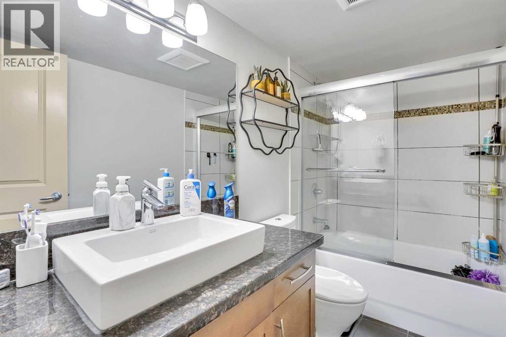 Single Family House for Sale in    Avenue SW Sunalta Calgary 