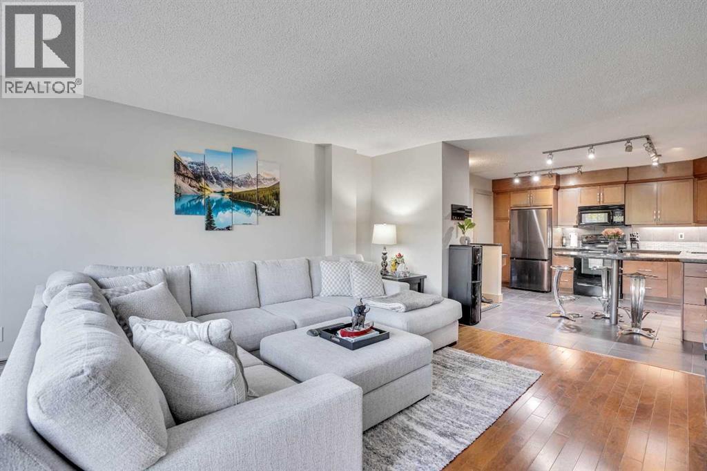 Single Family House for Sale in    Avenue SW Sunalta Calgary 