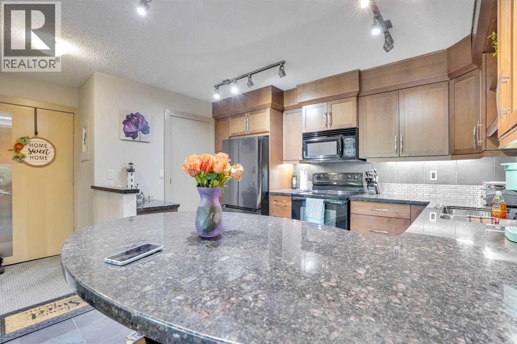 Single Family House for Sale in    Avenue SW Sunalta Calgary 