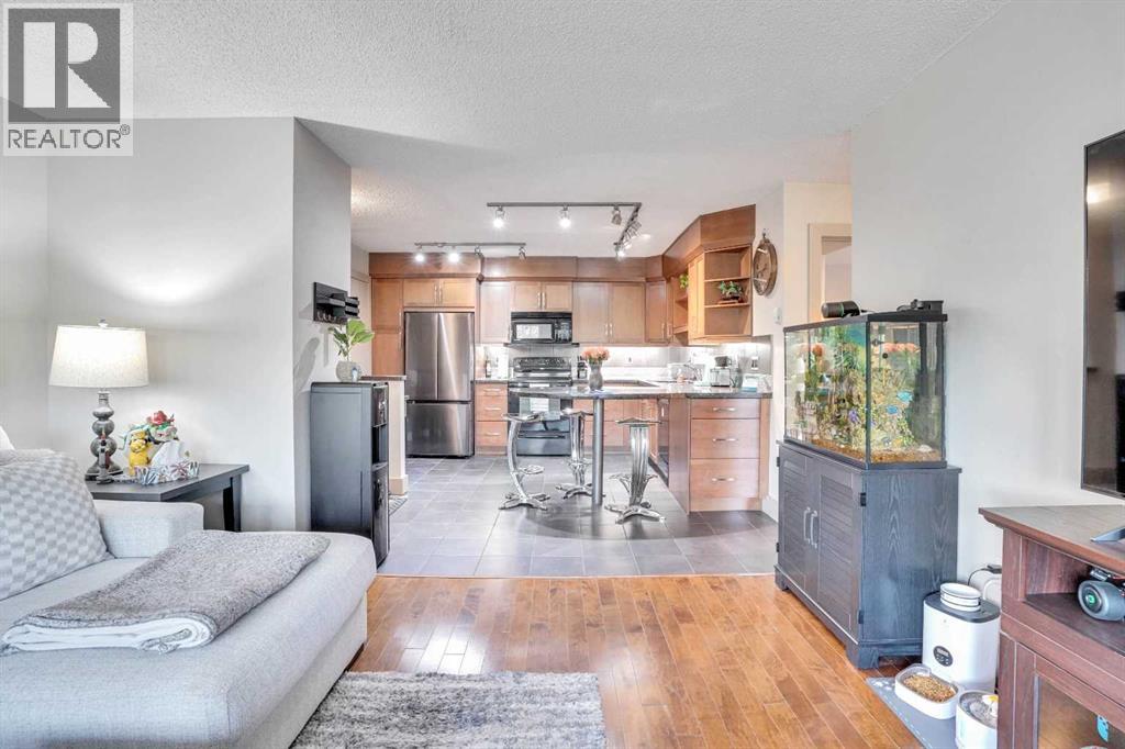 Single Family House for Sale in    Avenue SW Sunalta Calgary 