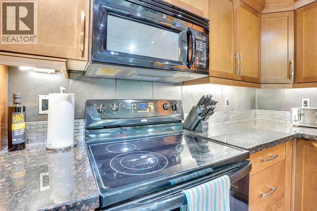 Single Family House for Sale in    Avenue SW Sunalta Calgary 