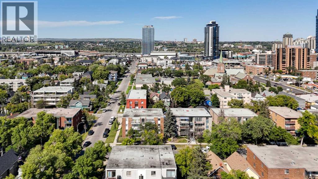 Single Family House for Sale in    Avenue SW Sunalta Calgary 