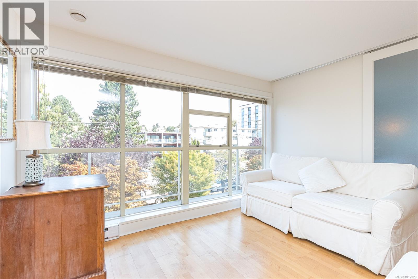 303 1155 Yates Street, Victoria