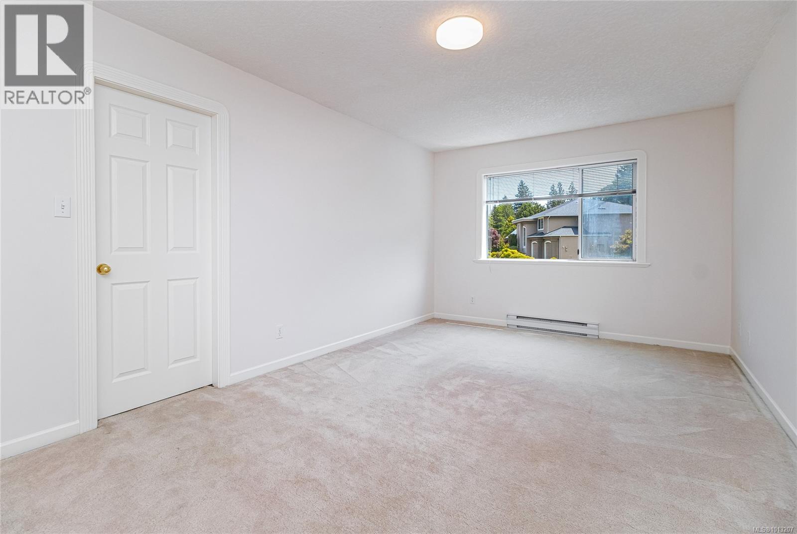  772 Wesley Court, Saanich