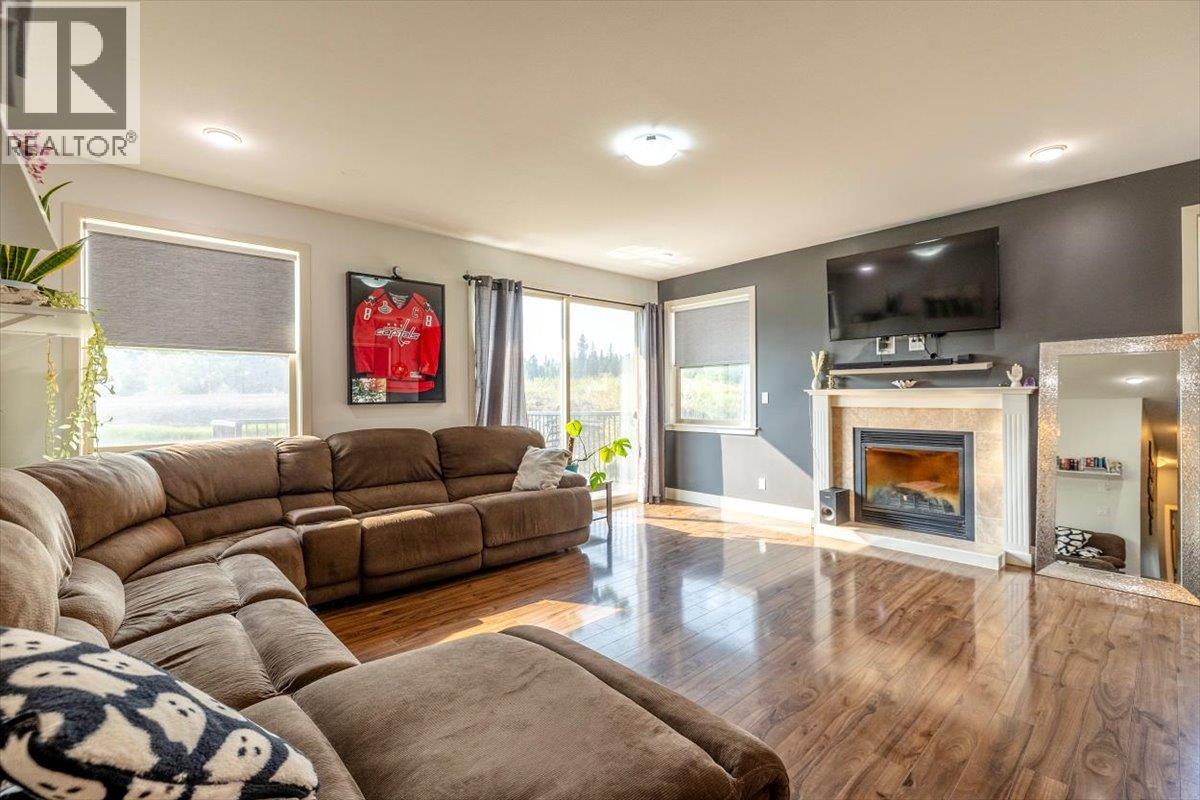 1347 Cherrywood Boulevard, Sparwood