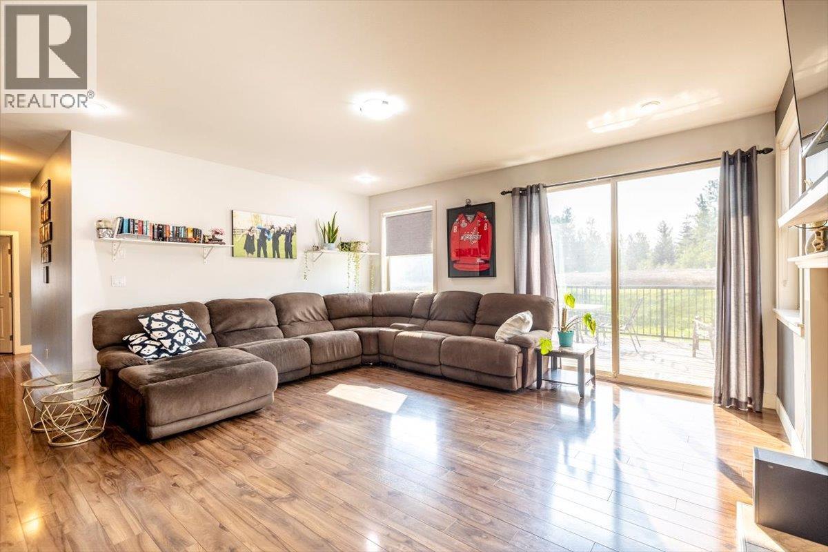 1347 Cherrywood Boulevard, Sparwood