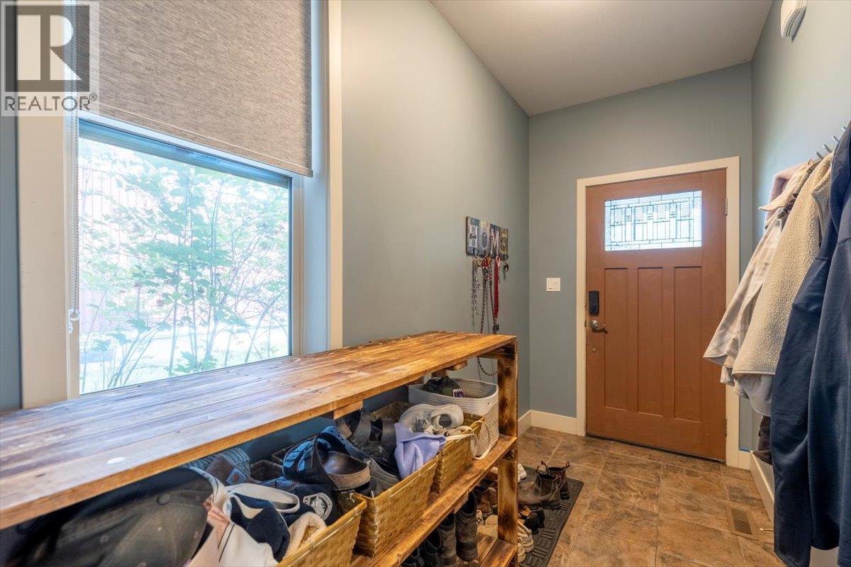 1347 Cherrywood Boulevard, Sparwood