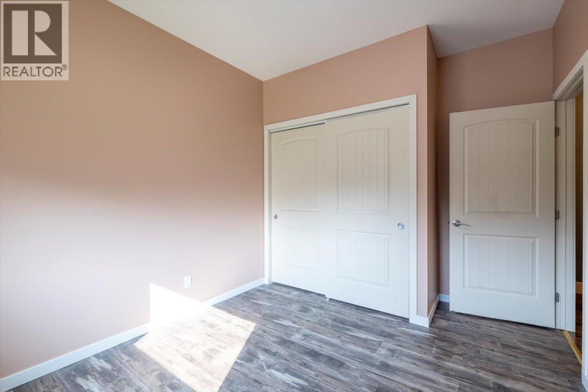 1347 Cherrywood Boulevard, Sparwood