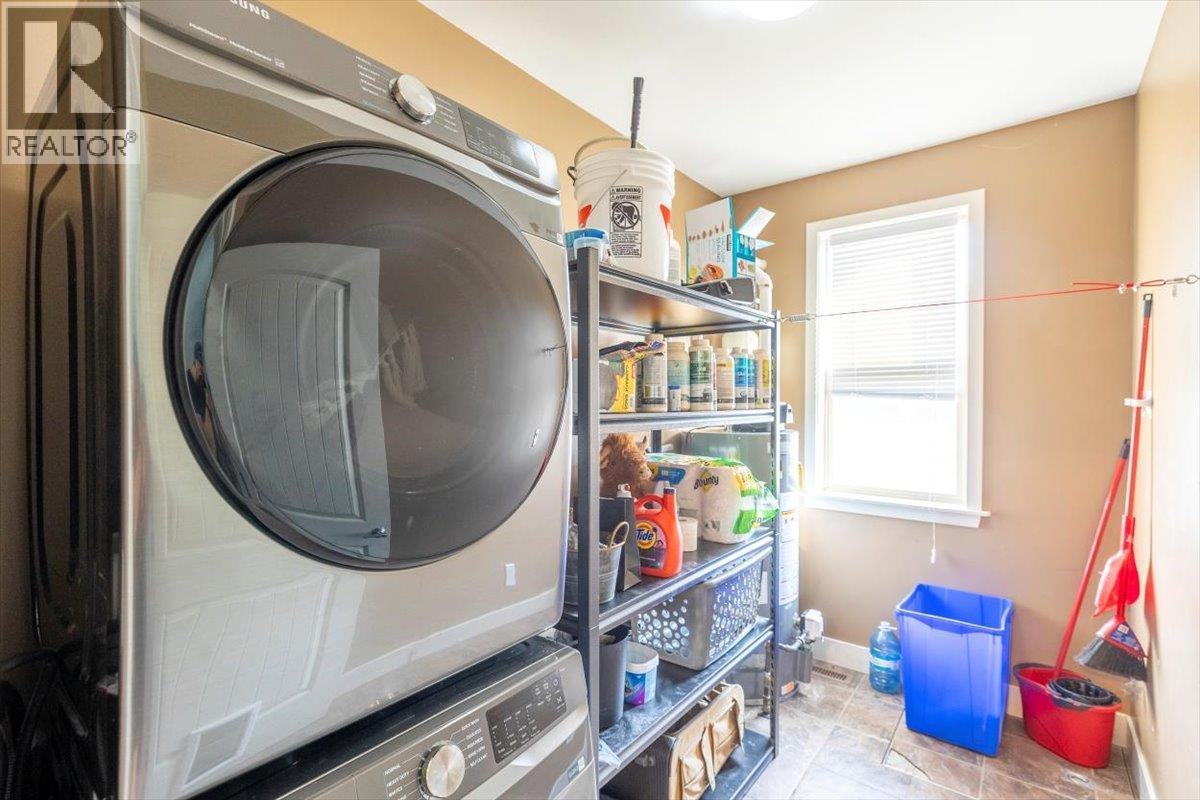 1347 Cherrywood Boulevard, Sparwood