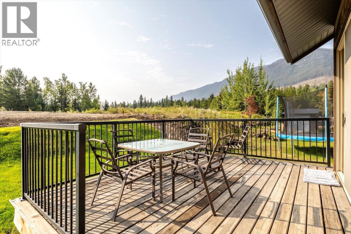 1347 Cherrywood Boulevard, Sparwood