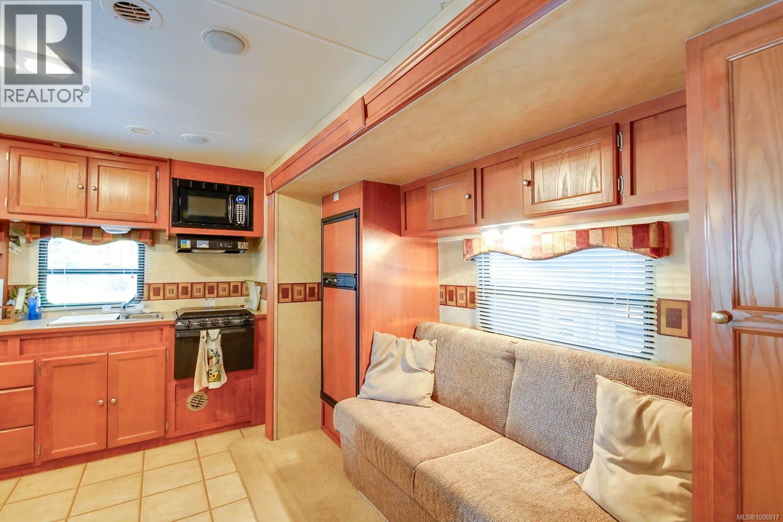 B7 10324 Lakeshore Rd, Port Alberni