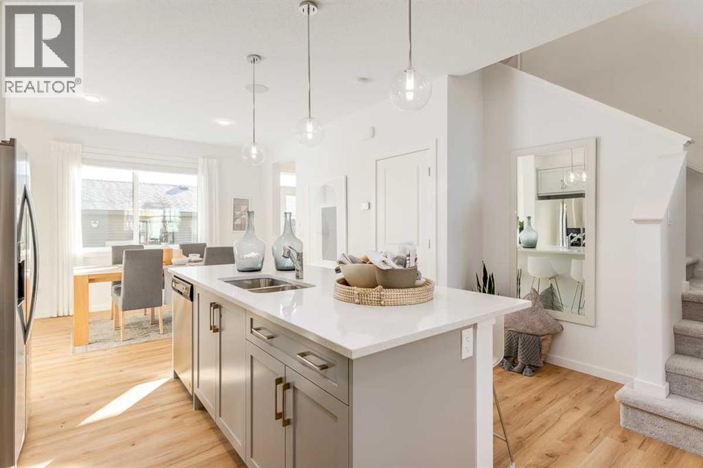 Single Family House for Sale in  Lewisburg Close NE Lewisburg Calgary 