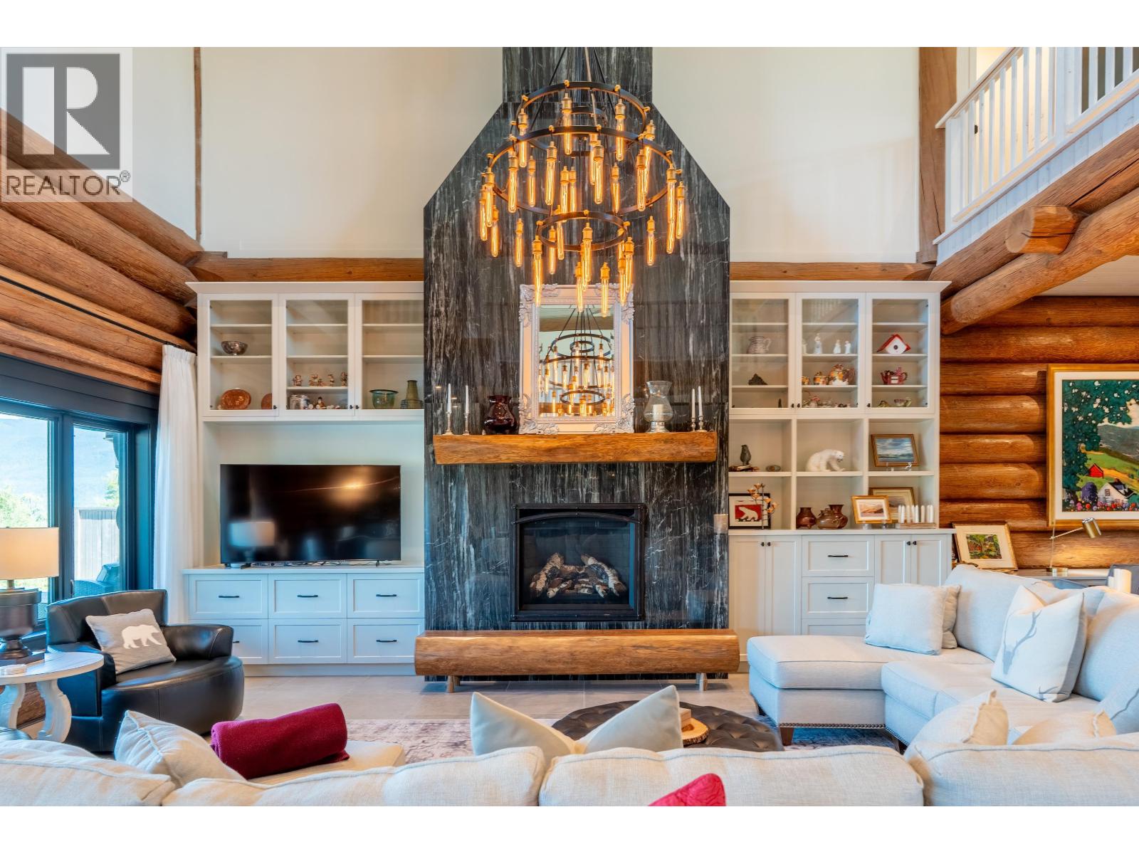 6316 CROWSTON ROAD, Sechelt