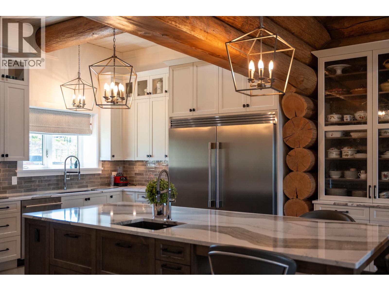 6316 CROWSTON ROAD, Sechelt