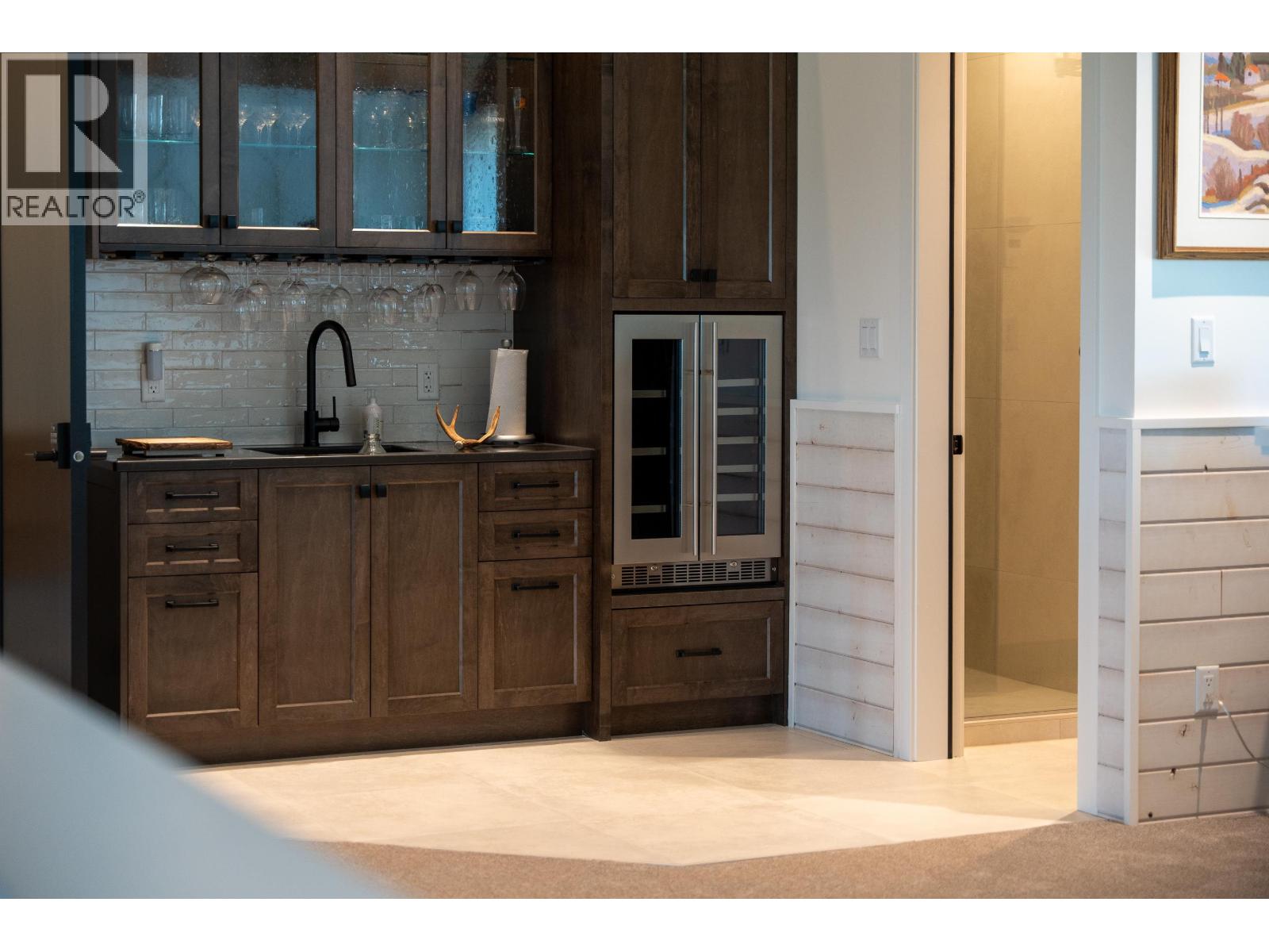 6316 CROWSTON ROAD, Sechelt