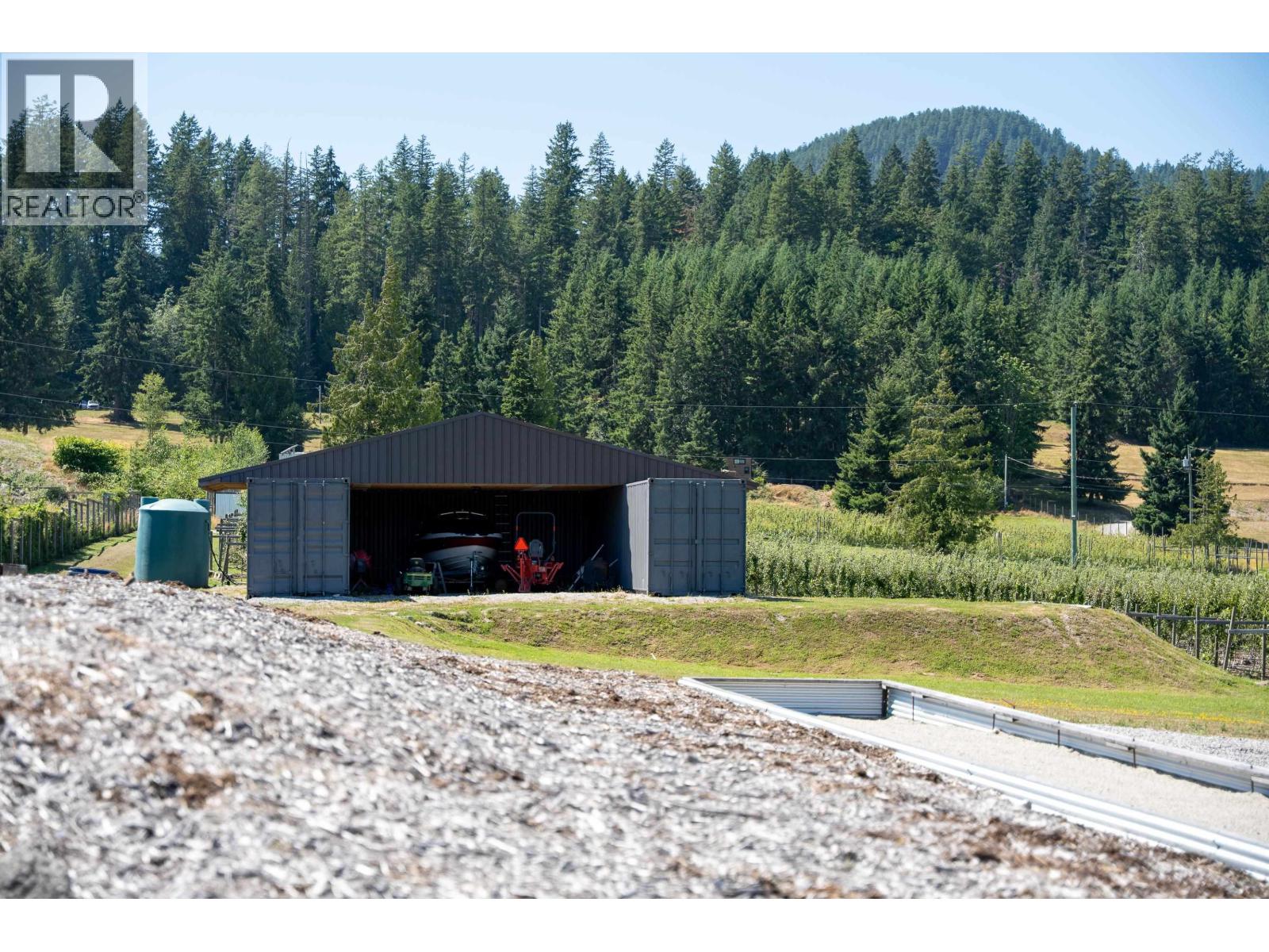 6316 CROWSTON ROAD, Sechelt