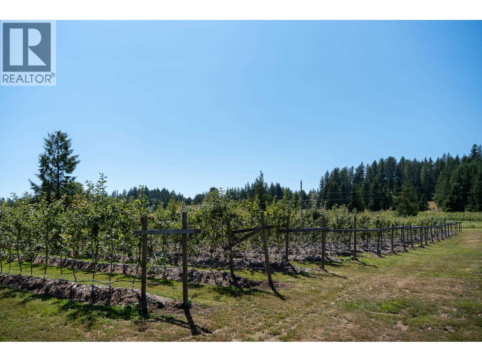 6316 CROWSTON ROAD, Sechelt