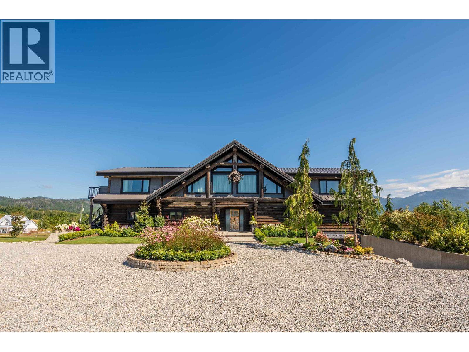 6316 CROWSTON ROAD, Sechelt