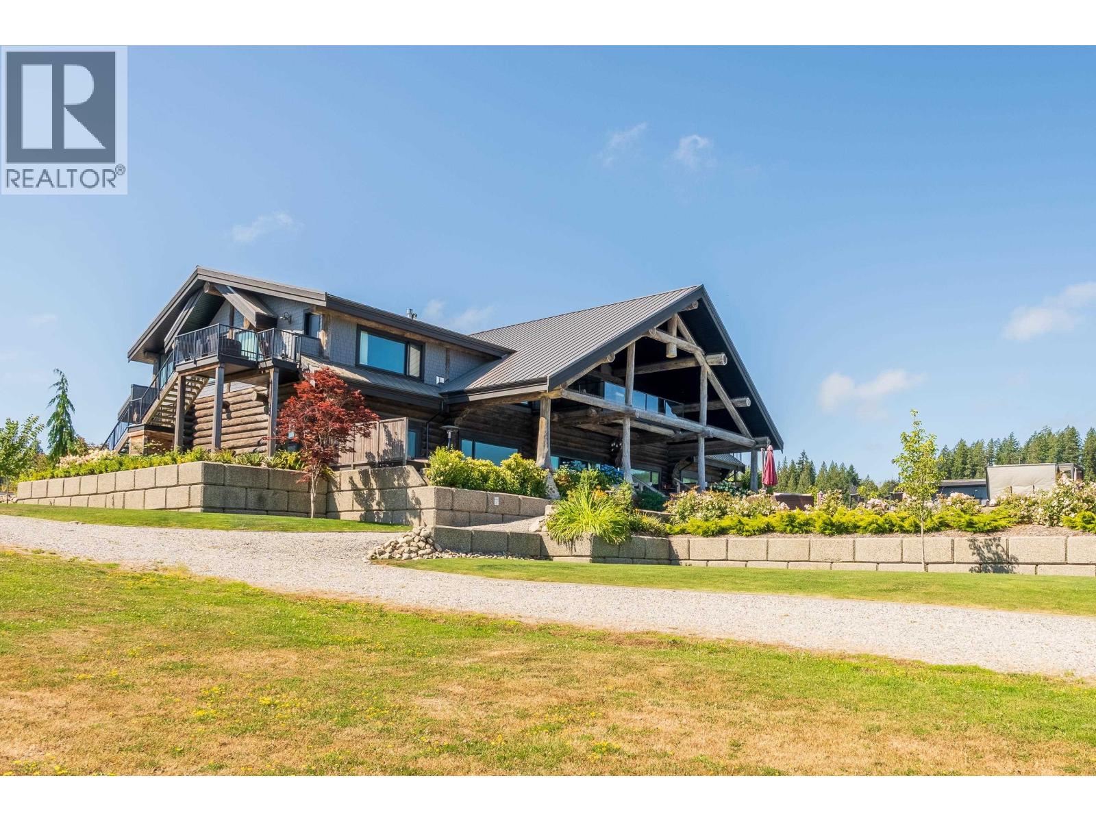 6316 CROWSTON ROAD, Sechelt