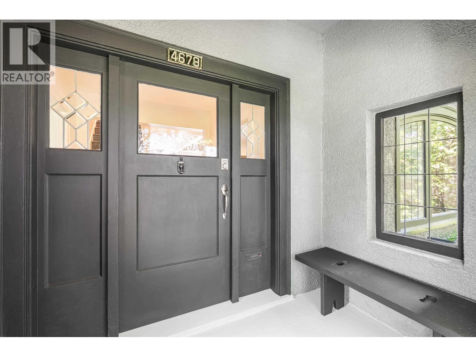 4678 W 9TH AVENUE, Vancouver