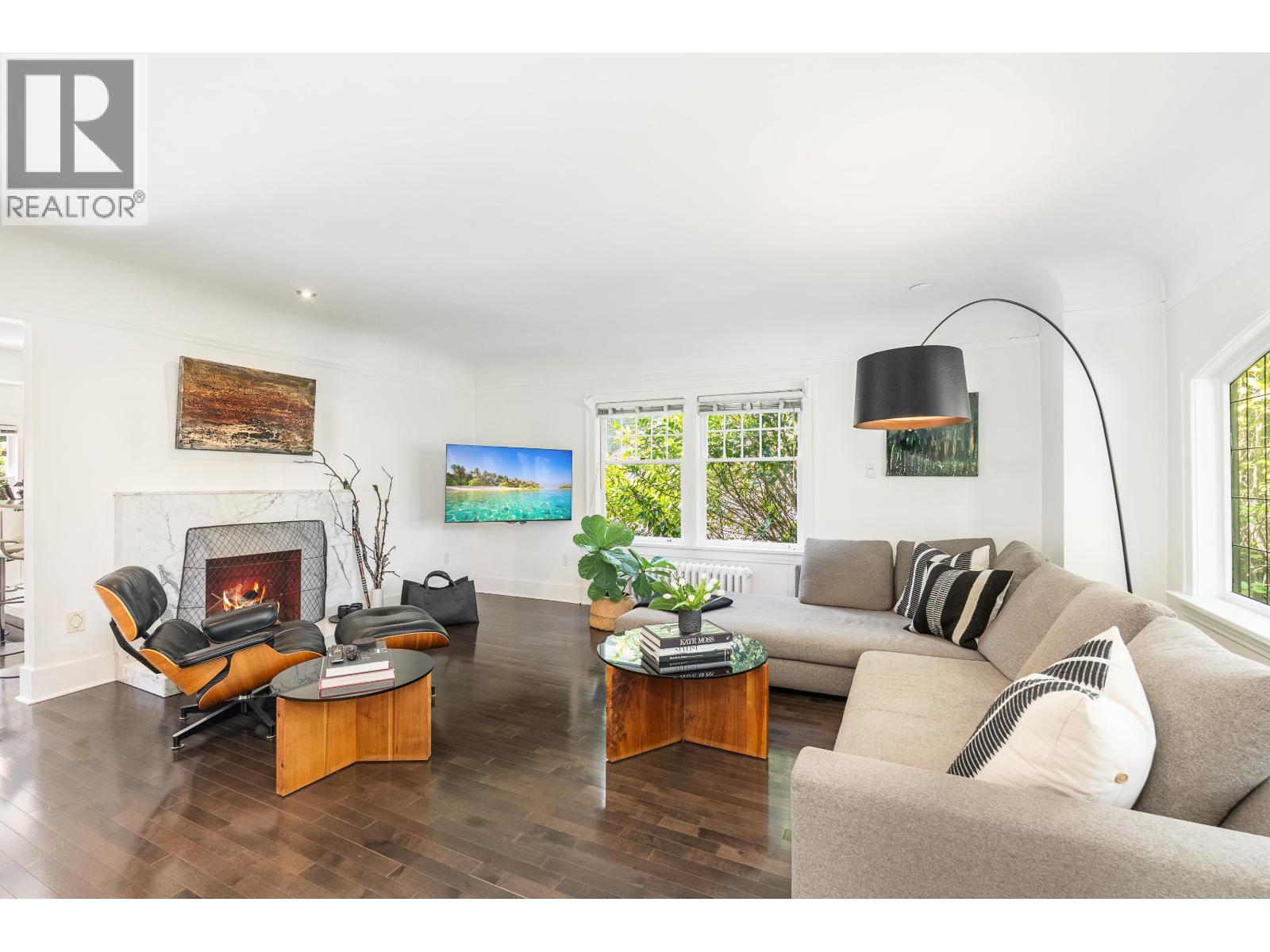 4678 W 9TH AVENUE, Vancouver