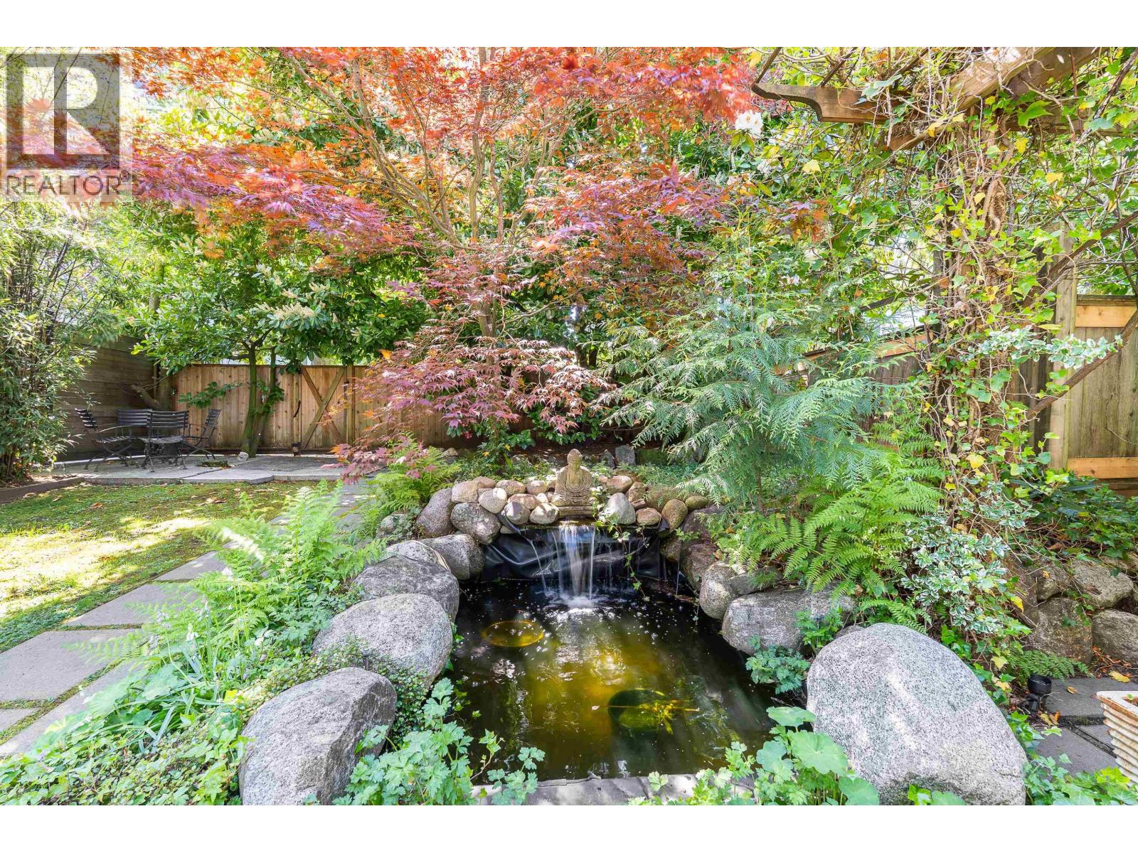 4678 W 9TH AVENUE, Vancouver