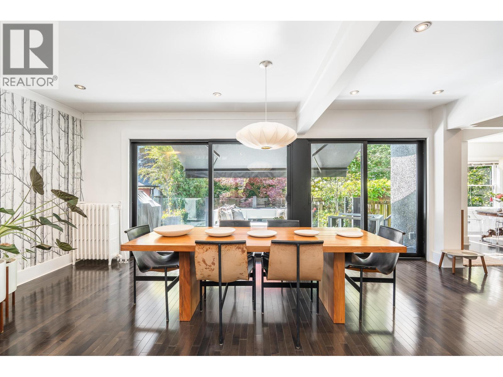 4678 W 9TH AVENUE, Vancouver